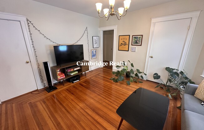 24 26 BURNHAM ST