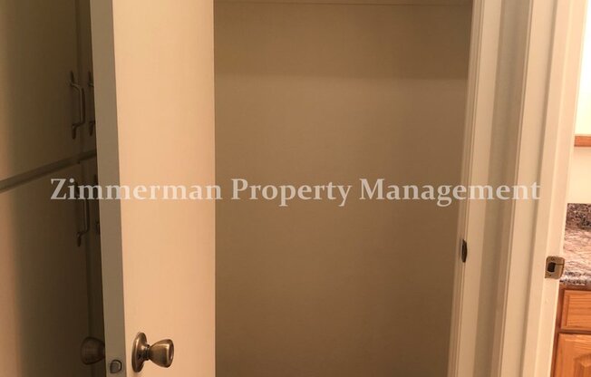 2 beds, 1 bath, $1,550