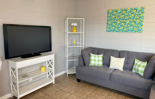 1 bed, 1 bath, $900