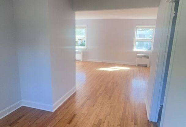 1 bed, 1 bath, 715 sqft, $1,875, Unit A-12