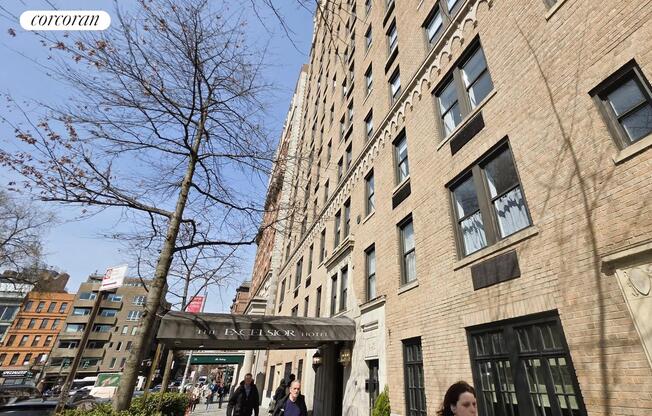 1 bed, 1 bath, $5,500, Unit 10I
