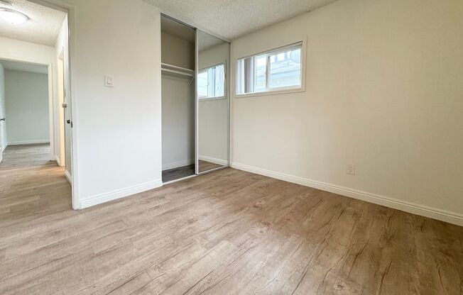 2 beds, 1 bath, $2,400, Unit 743-4