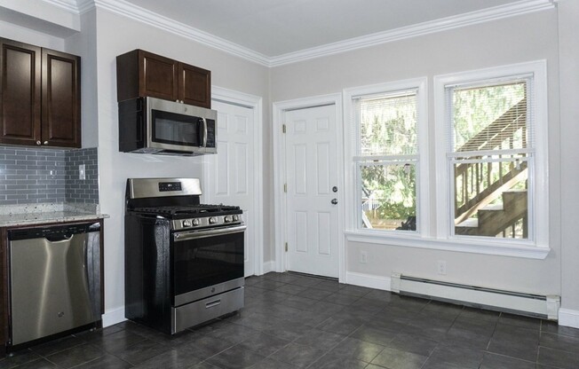 2 beds, 1 bath, 1,200 sqft, $3,200, Unit 1