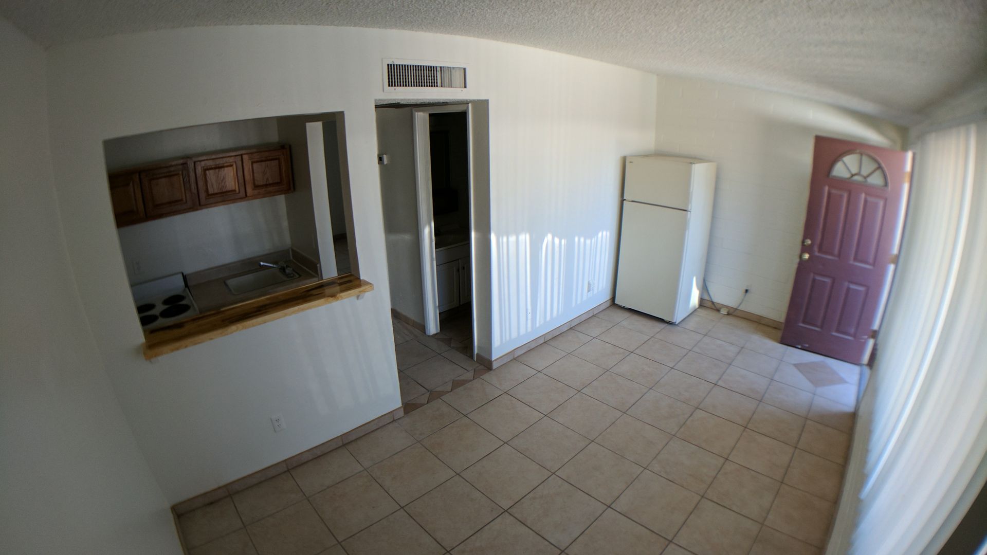Great Location - Close to UA - Air Conditioned - 1bed & 1bath