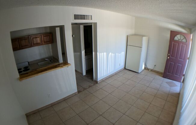 Great Location - Close to UA - Air Conditioned  - 1bed & 1bath