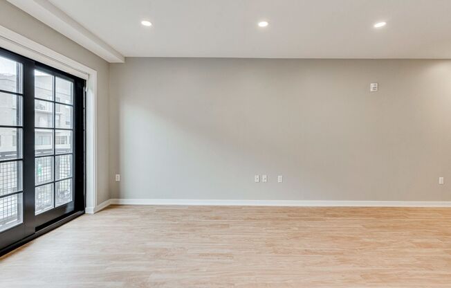 2 beds, 1 bath, 791 sqft, $3,645, Unit 310