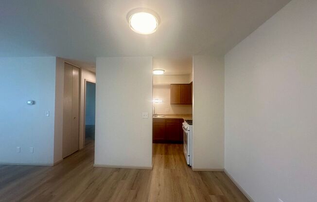 127 S Platten St