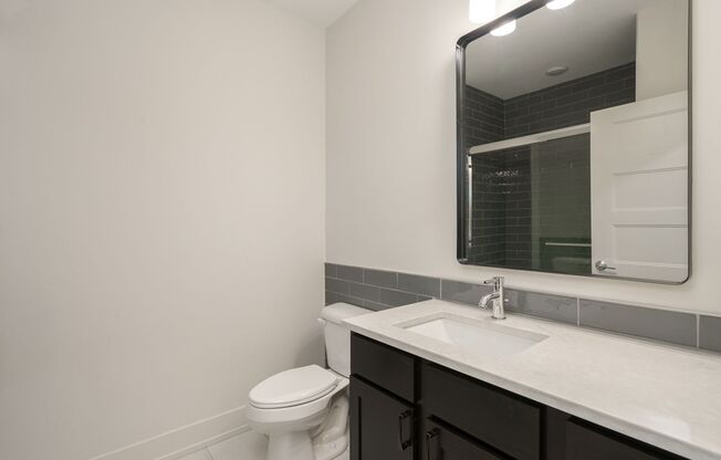 1 bed, 1 bath, $1,400, Unit 1050 N 4th St. Apt. 313