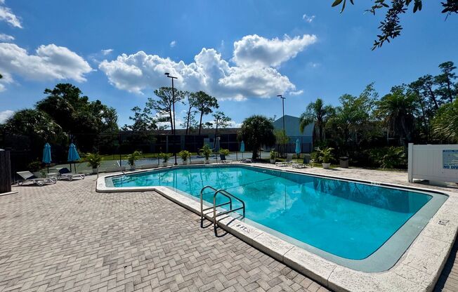 3 beds, 2 baths, 1,205 sqft, $2,075, Unit 062