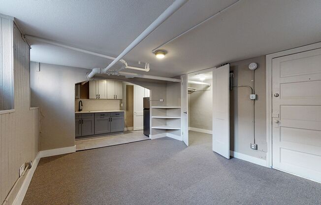 Studio, 1 bath, 290 sqft, $1,150, Unit B-1