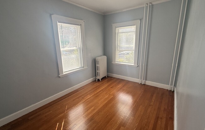 87 GLENDOWER RD