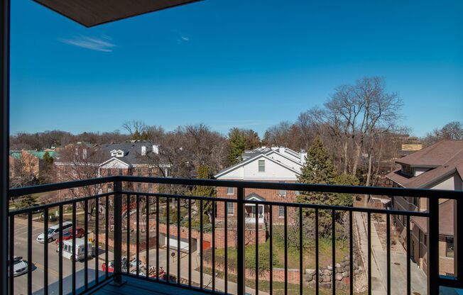 2 beds, 2 baths, 1,062 sqft, $2,650, Unit 110