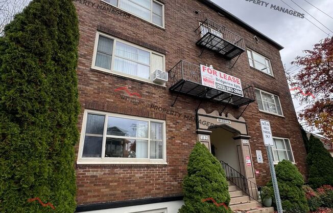 1 bed, 1 bath, 458 sqft, $1,095, Unit 1121-107