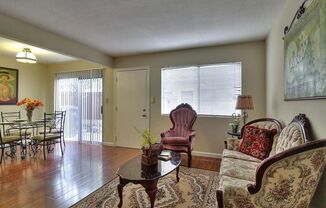 3 beds, 1 bath, $3,190, Unit Unit 1