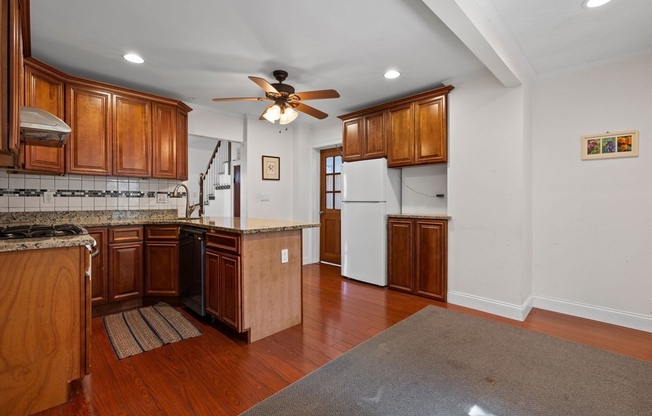 40 ALDEN PL