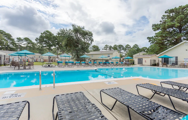 2 beds, 1.5 baths, 850 sqft, $1,075, Unit 04E