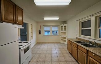 11380 Greenburg Apartments