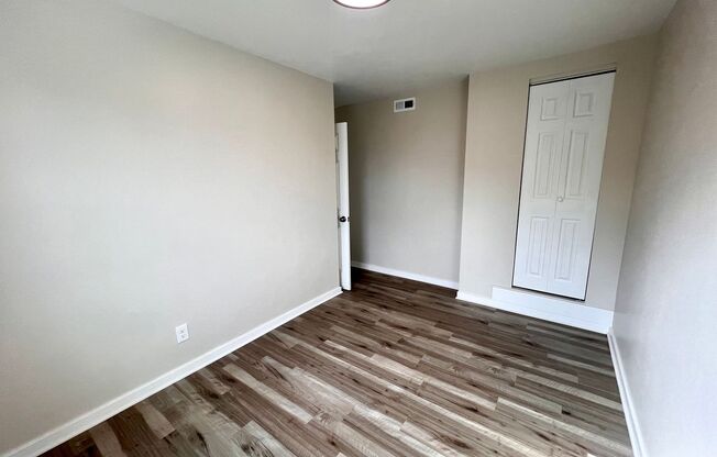 3 beds, 1 bath, $1,250