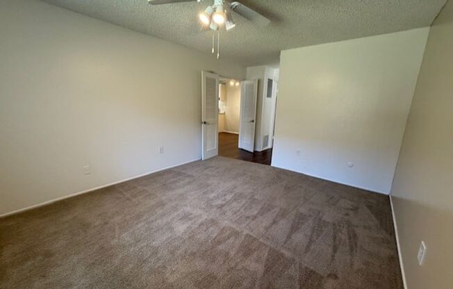 1 bed, 1 bath, 716 sqft, $2,100, Unit P002