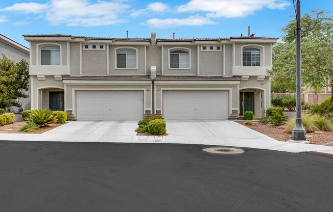 Large Townhouse in Henderson