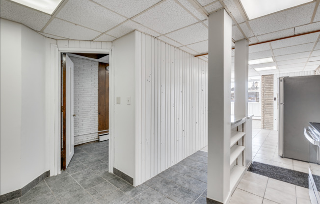 2 beds, 1 bath, 750 sqft, $1,400, Unit 10