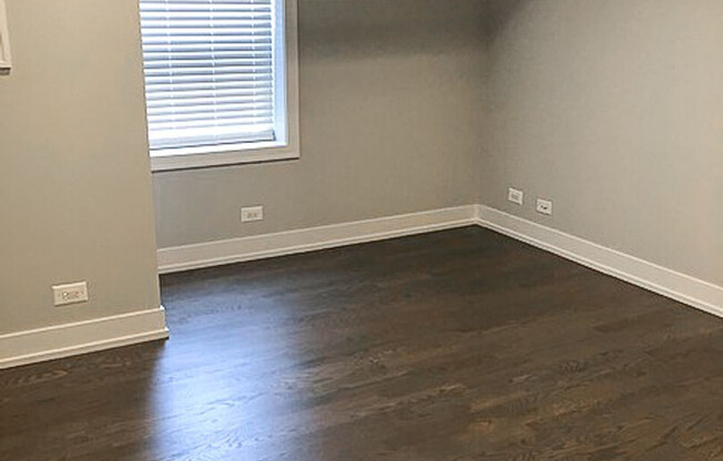 1931 W Winona St GDN