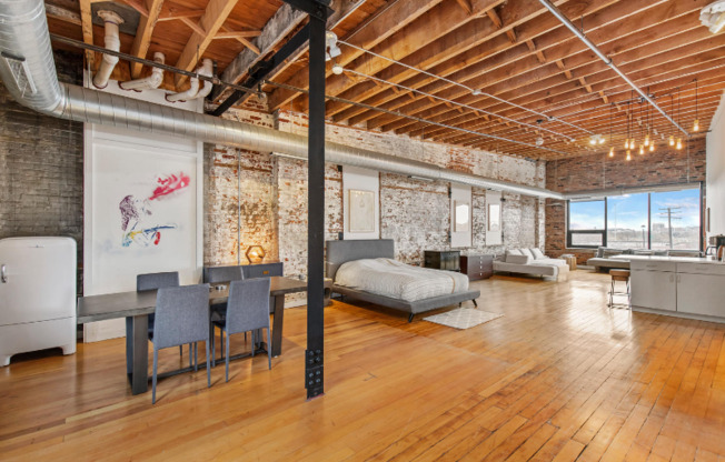 1410 GRATIOT AVE