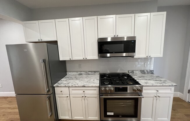 2 beds, 1 bath, $4,195, Unit 6