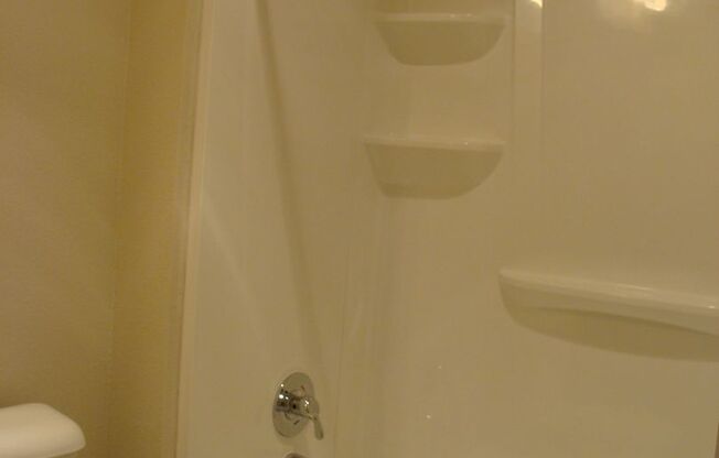 1 bed, 1 bath, 525 sqft, $1,360, Unit 3-219