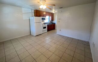 1 bed, 1 bath, 472 sqft, $950, Unit 6