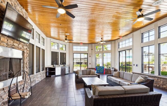 Large Resident Lounge with a Fireplace at The Loree, Jacksonville, FL, 32256