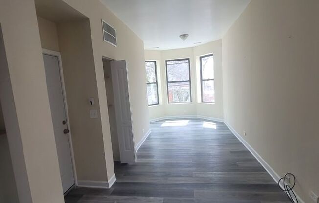 1434 W. Flournoy