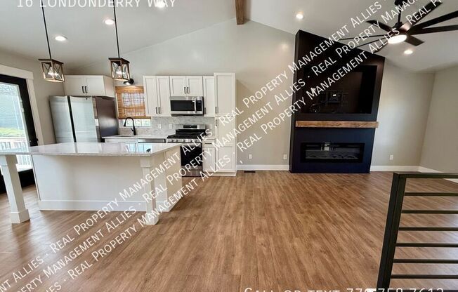 16 LONDONDERRY WAY