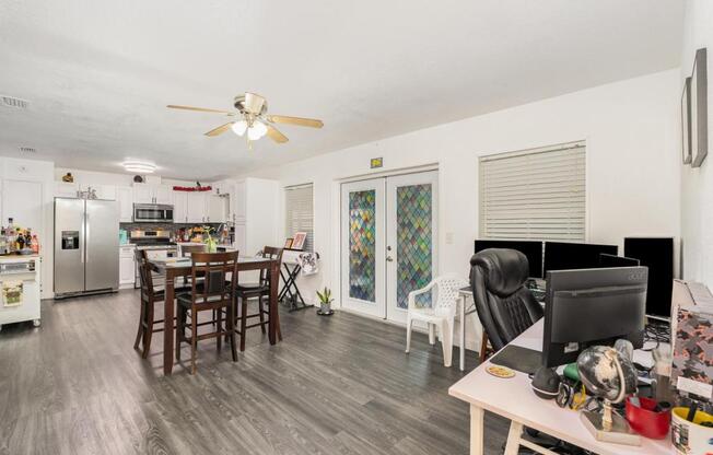 1707 N EDEN CIR