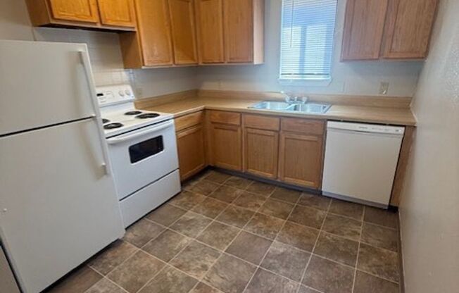 2 beds, 1 bath, 858 sqft, $845, Unit 2615-203