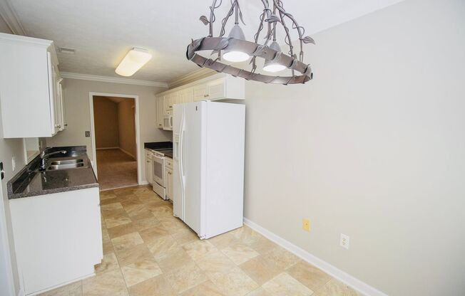 2 beds, 2 baths, $1,550