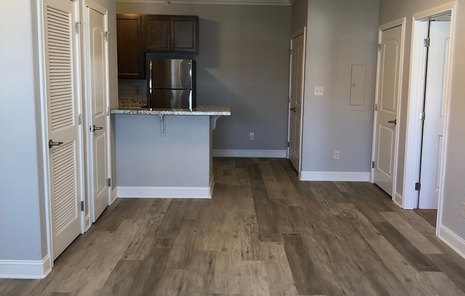 1 bed, 1 bath, 848 sqft, $775, Unit 22