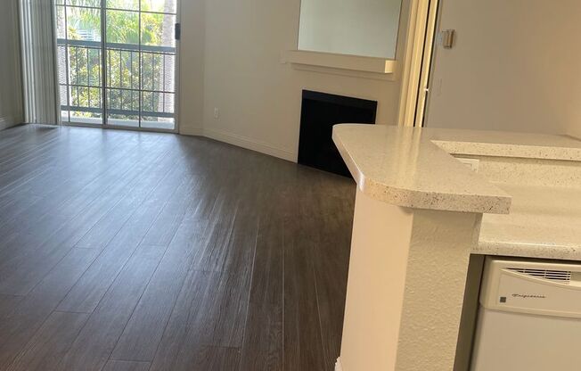 1 bed, 1 bath, 850 sqft, $2,275, Unit 305