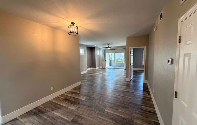 7401 W Arrowhead Clubhouse Dr