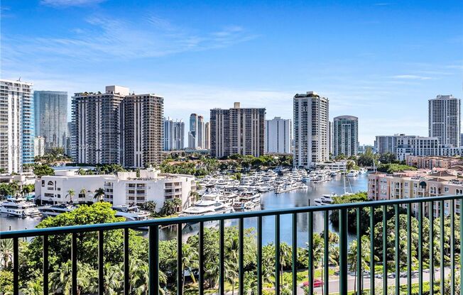 3 beds, 3 baths, $7,800, Unit APARTMENT 1003