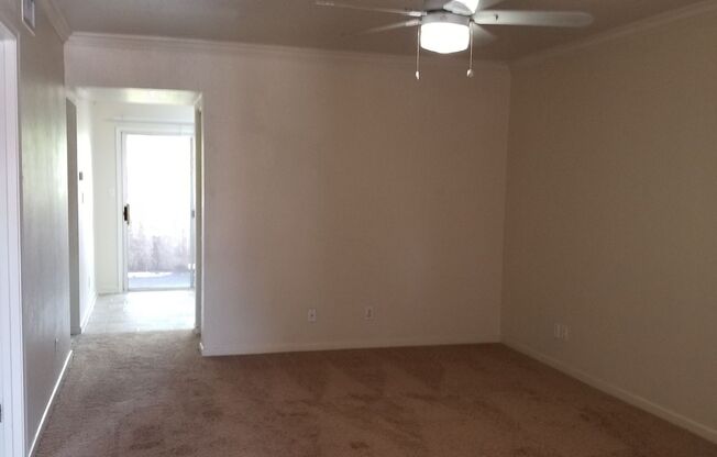 AFFORDABLE CONDO IN THE HEART OF TEMPE!