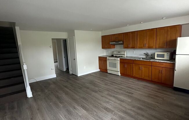 3 bed, 1.5 bath townhome in Upper Darby