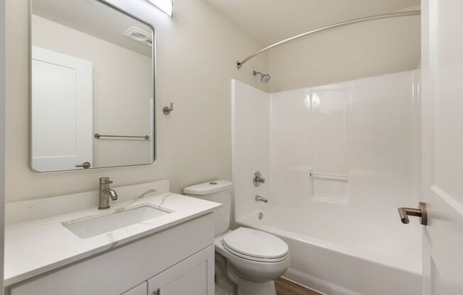 2 beds, 2 baths, 1,005 sqft, $2,895, Unit 307