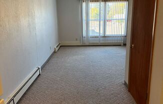 1 bed, 1 bath, $700, Unit 3