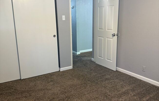 Scenic Drive Apartments