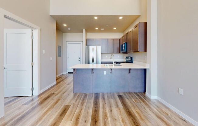 1 bed, 1 bath, 670 sqft, $2,100, Unit PH-1