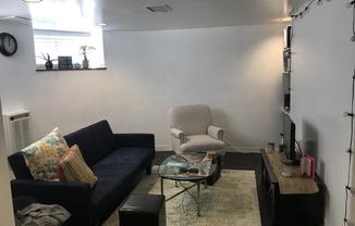2 beds, 1 bath, 750 sqft, $3,500, Unit 001