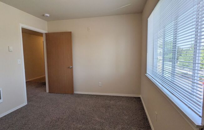 3 beds, 2 baths, 1,180 sqft, $1,625, Unit C104