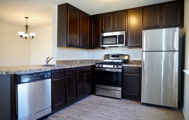 2 beds, 2 baths, 1,092 sqft, $2,650, Unit 706