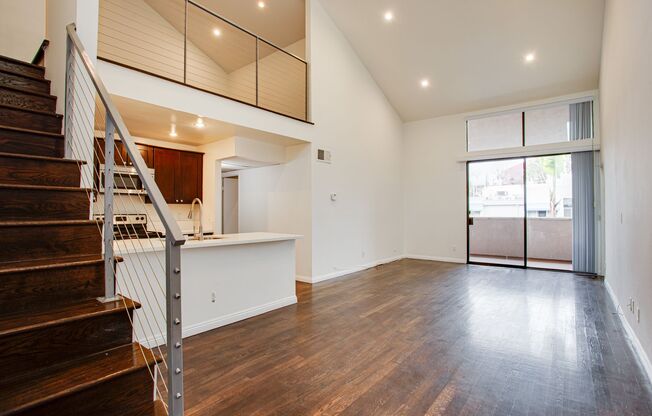 2 beds, 2 baths, 979 sqft, $4,000, Unit 301